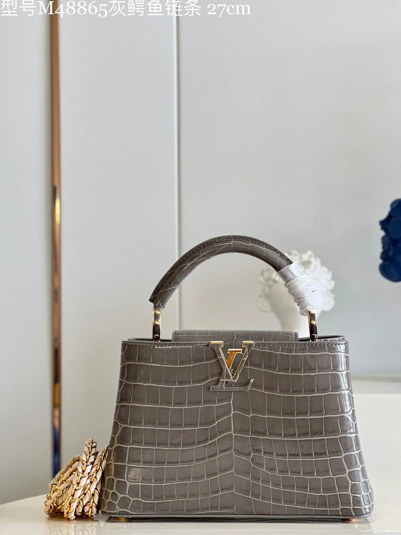 CAPUCINES LOUIS BB VUITTON 0425